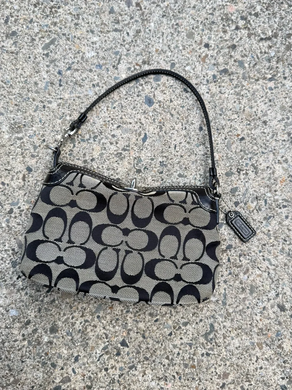 Coach Black Tan Signature Canvas Wristlet Turn Lock Clutch Y2K